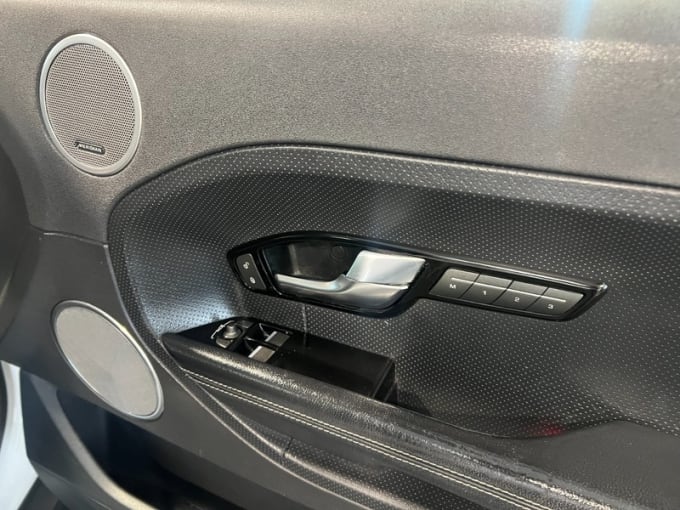 2025 Land Rover Range Rover Evoque