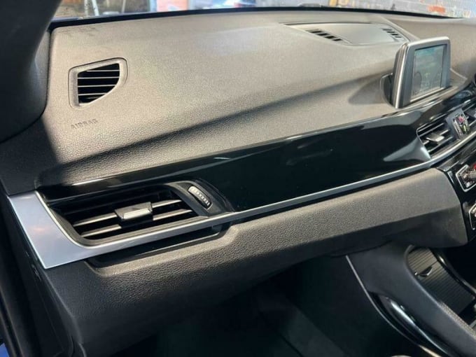 2025 BMW X1
