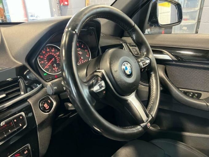 2025 BMW X1