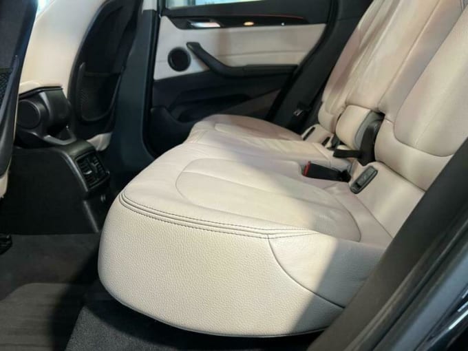 2025 BMW X1