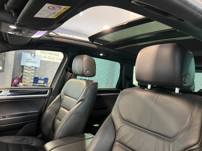 2025 Volkswagen Touareg