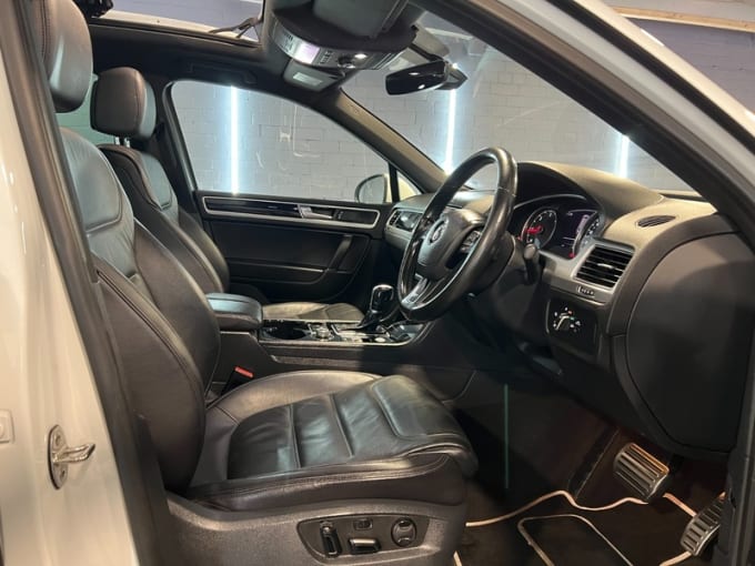 2025 Volkswagen Touareg