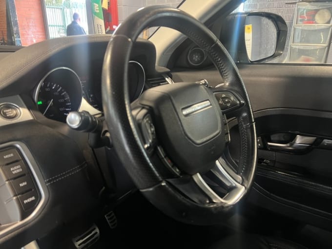 2025 Land Rover Range Rover Evoque