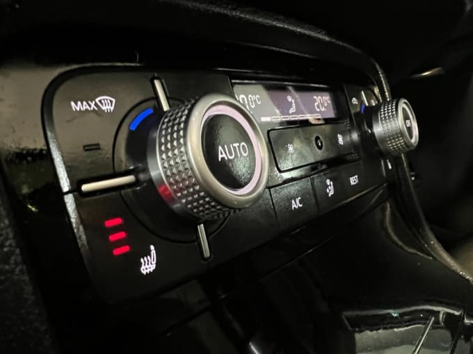 2025 Volkswagen Touareg