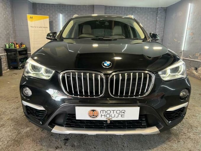 2025 BMW X1
