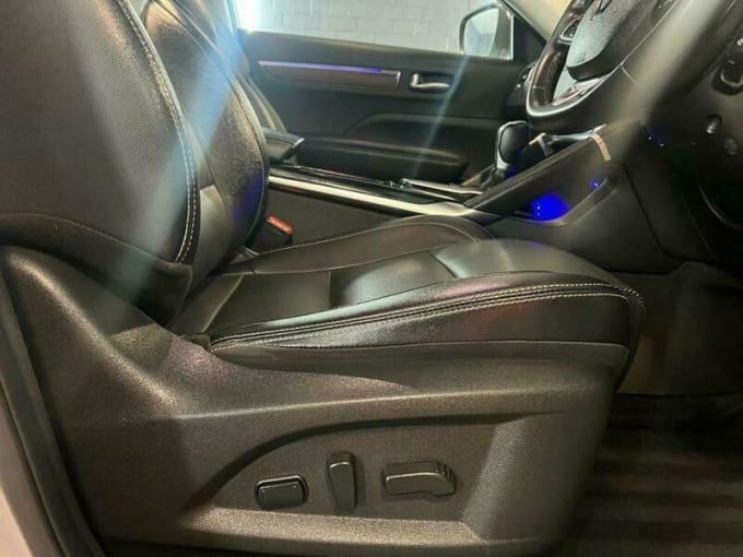 2025 Renault Koleos