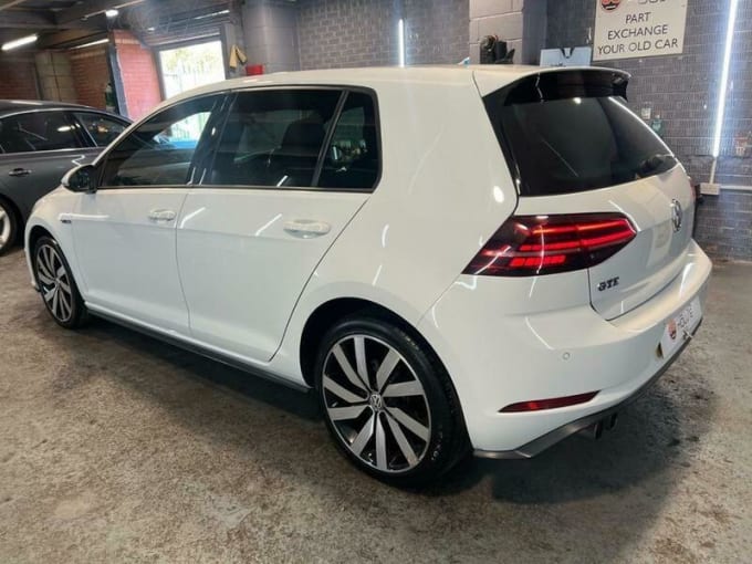 2025 Volkswagen Golf