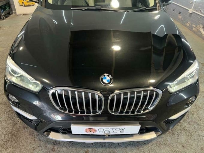 2025 BMW X1