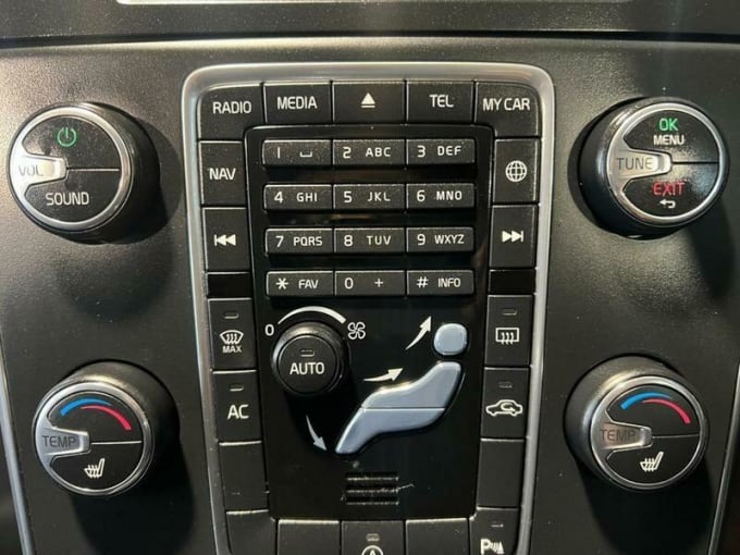 2025 Volvo S60