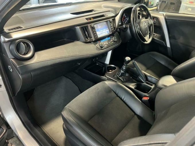 2025 Toyota Rav4