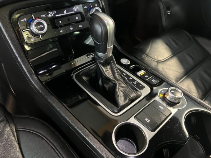 2025 Volkswagen Touareg