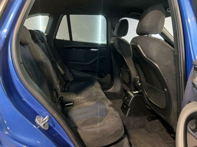 2025 BMW X1