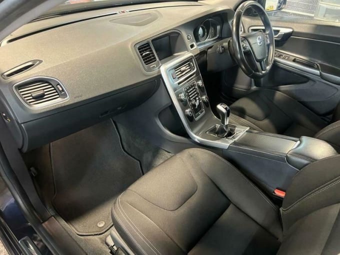 2025 Volvo S60