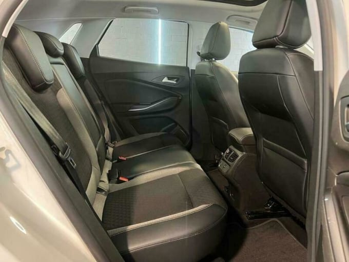2025 Vauxhall Grandland X