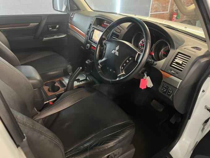 2025 Mitsubishi Shogun