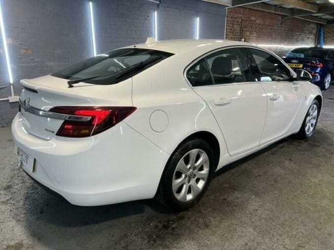 2025 Vauxhall Insignia