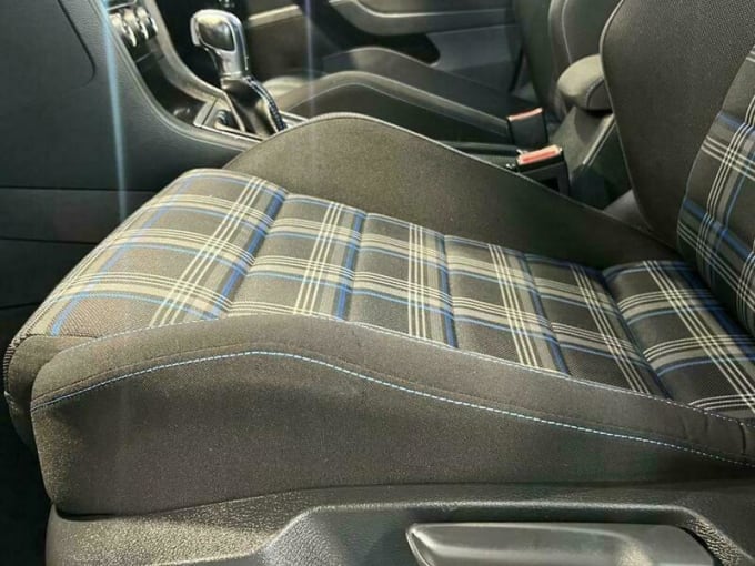 2025 Volkswagen Golf