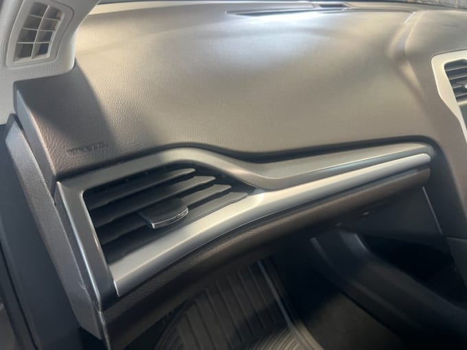 2025 Ford Mondeo