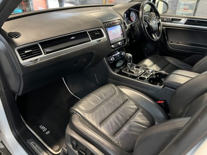 2025 Volkswagen Touareg