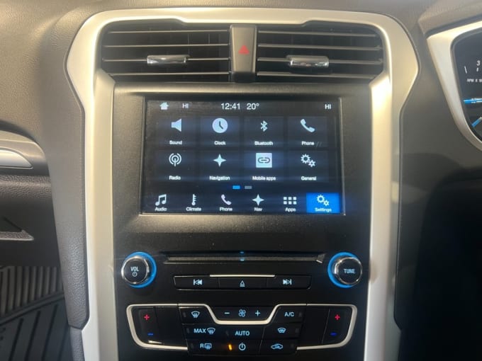 2025 Ford Mondeo
