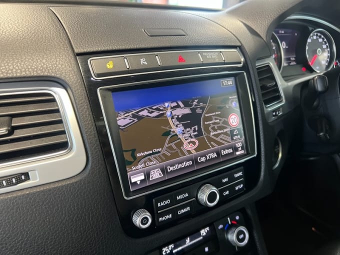 2025 Volkswagen Touareg