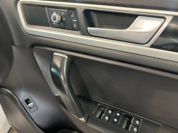 2025 Volkswagen Touareg