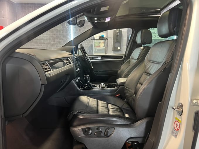 2025 Volkswagen Touareg
