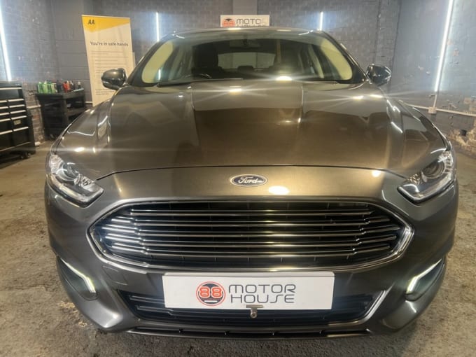 2025 Ford Mondeo