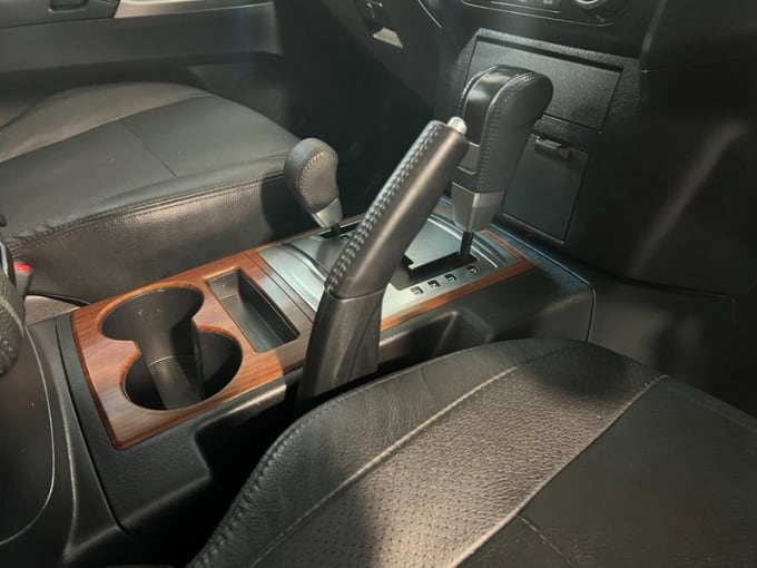 2025 Mitsubishi Shogun