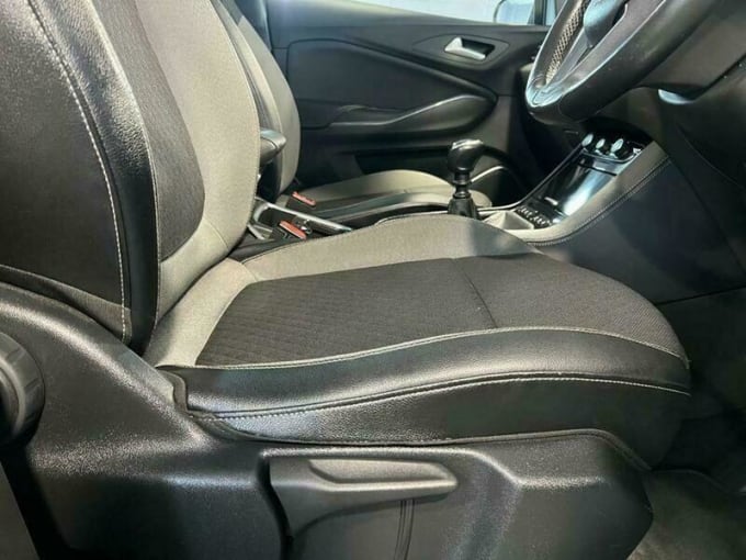 2025 Vauxhall Grandland X