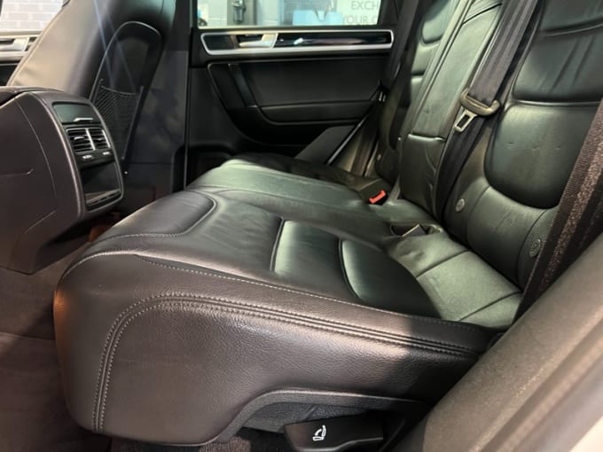 2025 Volkswagen Touareg
