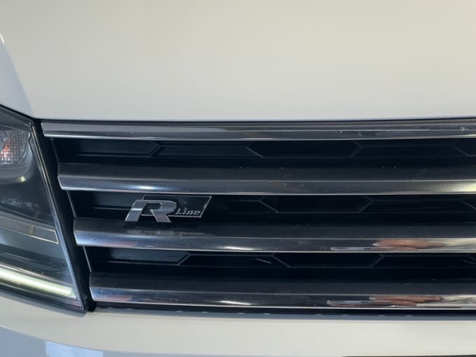 2025 Volkswagen Touareg