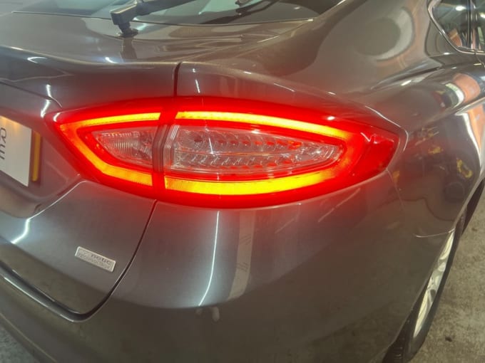 2025 Ford Mondeo