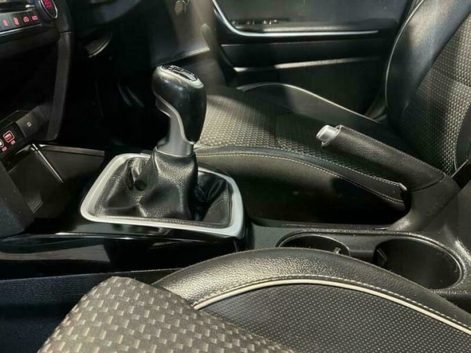 2025 Kia Ceed