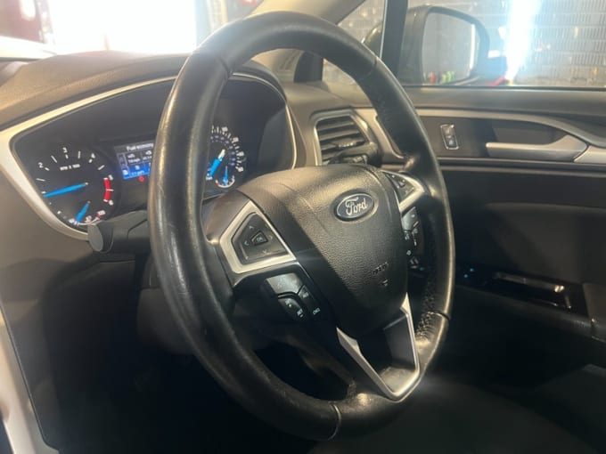 2025 Ford Mondeo
