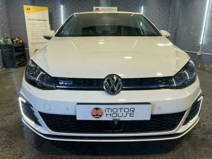 2025 Volkswagen Golf