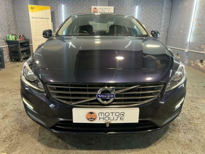 2025 Volvo S60