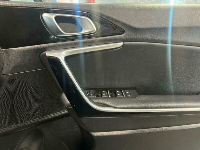 2025 Kia Ceed