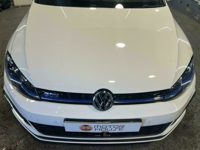2025 Volkswagen Golf