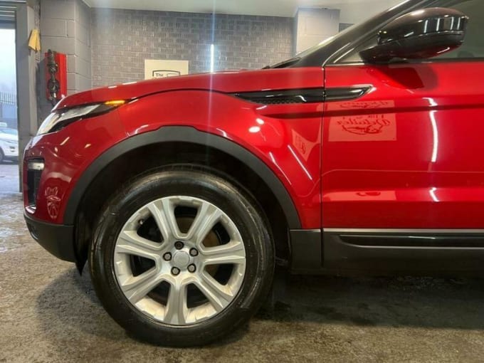 2025 Land Rover Range Rover Evoque