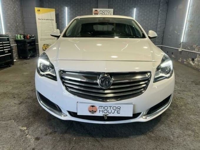 2025 Vauxhall Insignia
