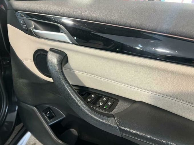 2025 BMW X1