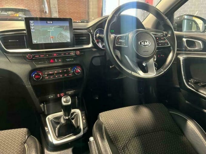 2025 Kia Ceed