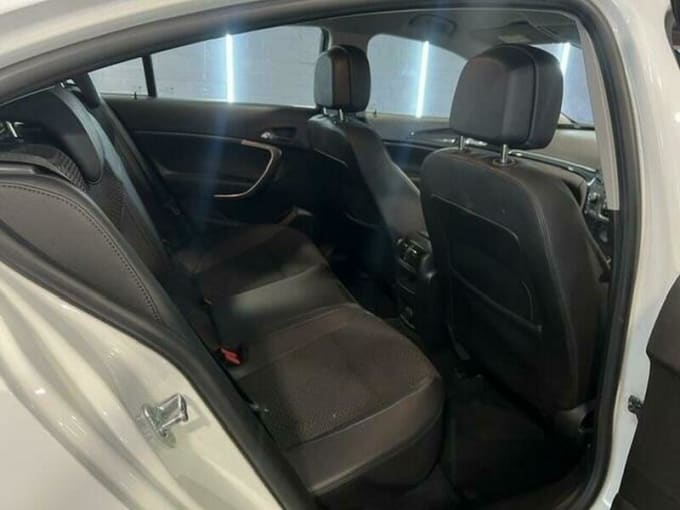 2025 Vauxhall Insignia