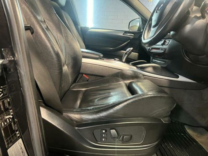2025 BMW X6