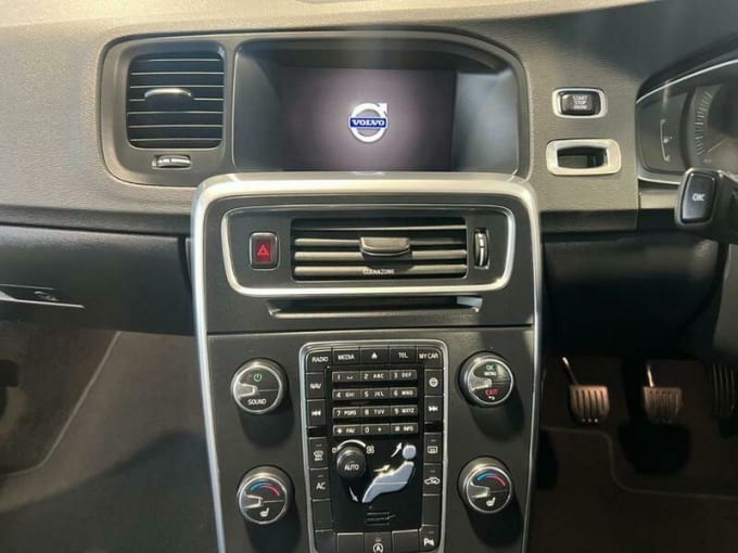 2025 Volvo S60
