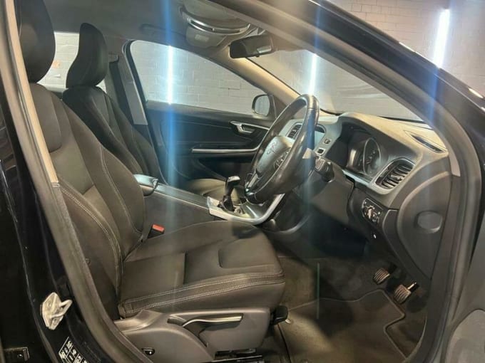 2025 Volvo S60