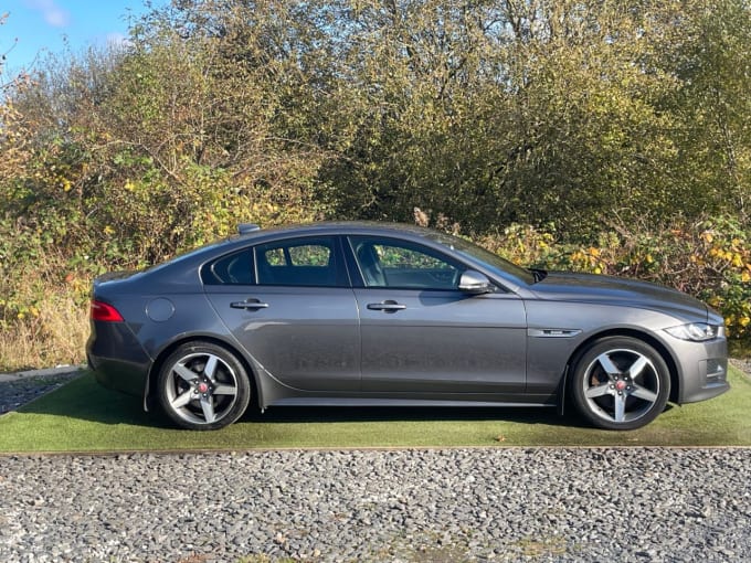 2025 Jaguar Xe