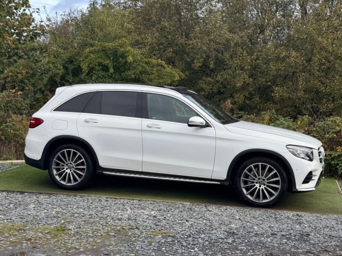 2025 Mercedes-benz Glc