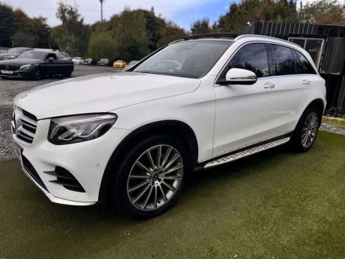 2025 Mercedes-benz Glc